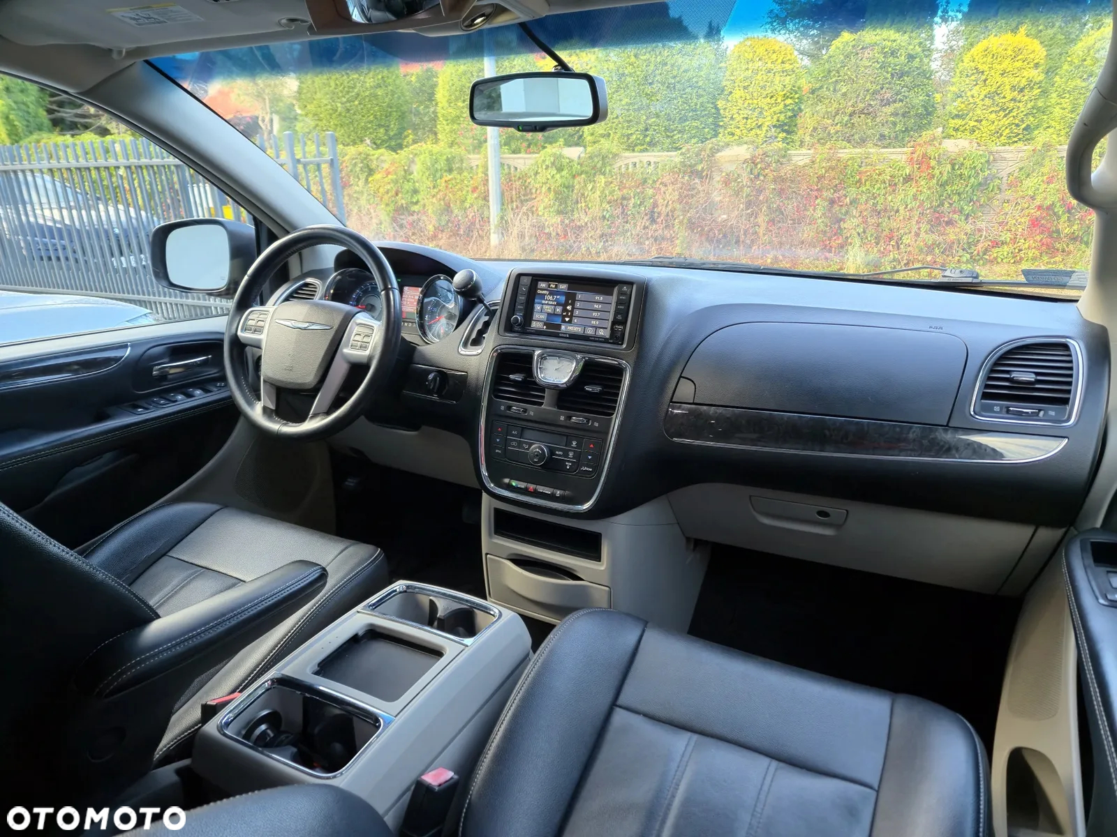 Chrysler Town & Country 3.6 Touring - 6