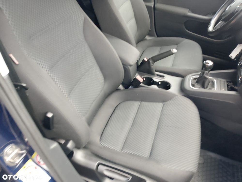 Volkswagen Jetta 1.2 TSI Comfortline Perfectline - 11