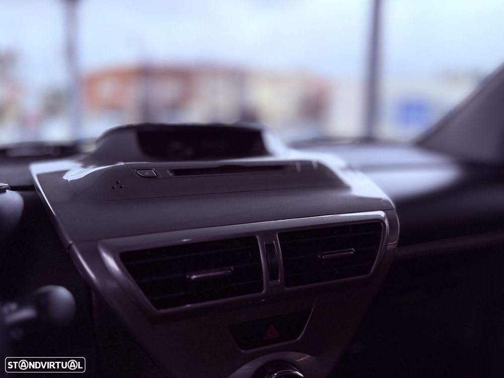 Toyota iQ 1.0 N collection - 26