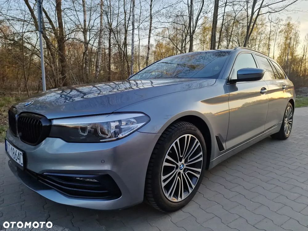 BMW Seria 5 520i Sport Line - 2