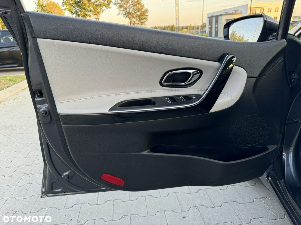 Kia Ceed 1.6 CRDi 136 ISG Platinum Edition - 15