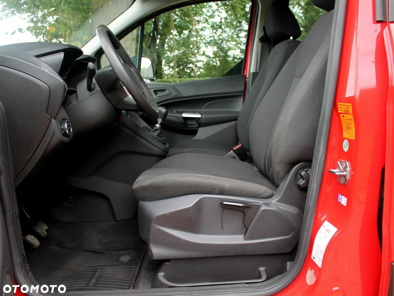 Ford Tourneo Connect - 15