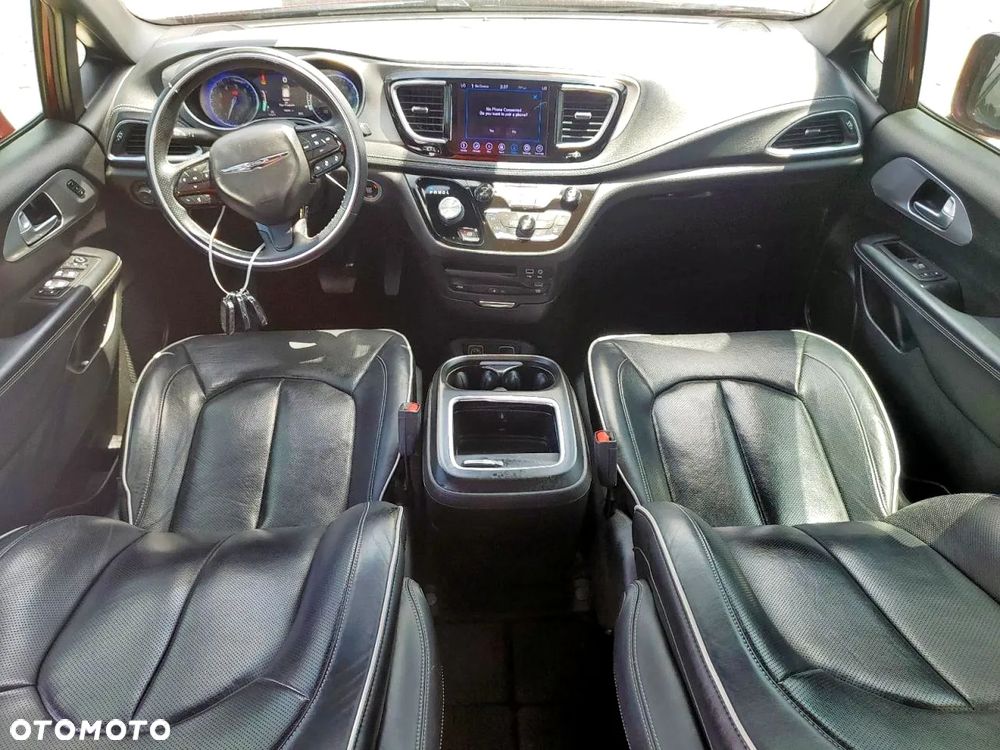 Chrysler Pacifica - 9