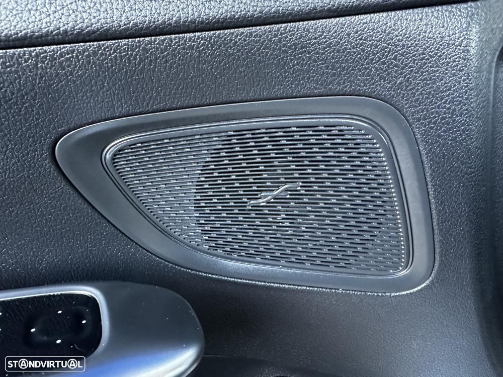 Mercedes-Benz C 300 e T 9G-TRONIC Avantgarde - 22