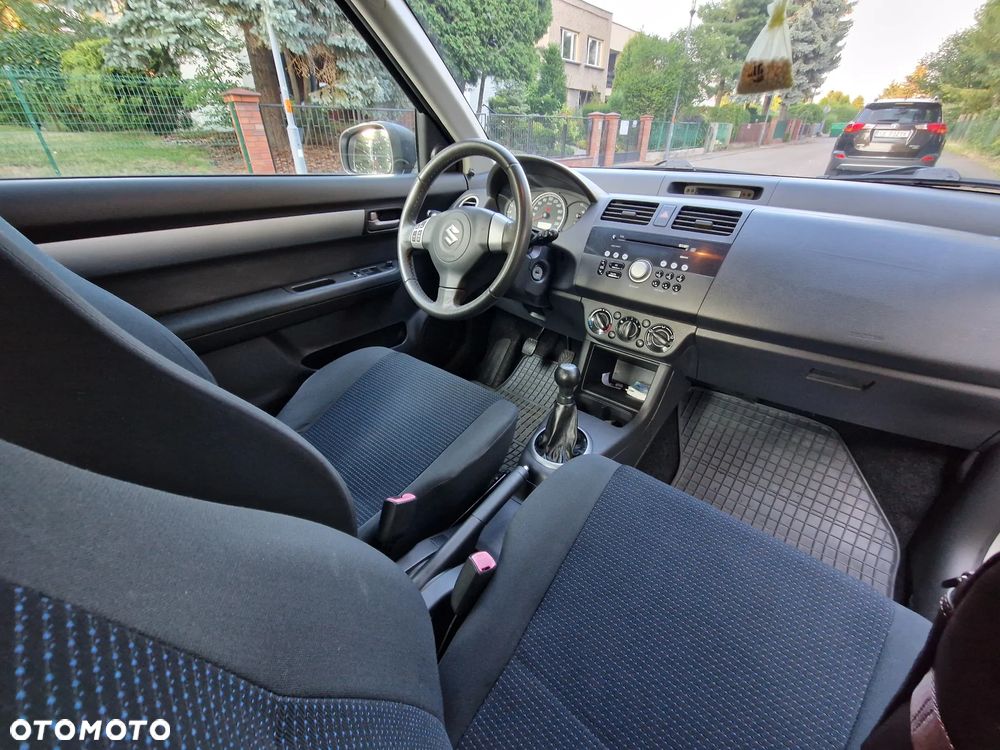Suzuki Swift 1.3 GLX / Comfort - 10