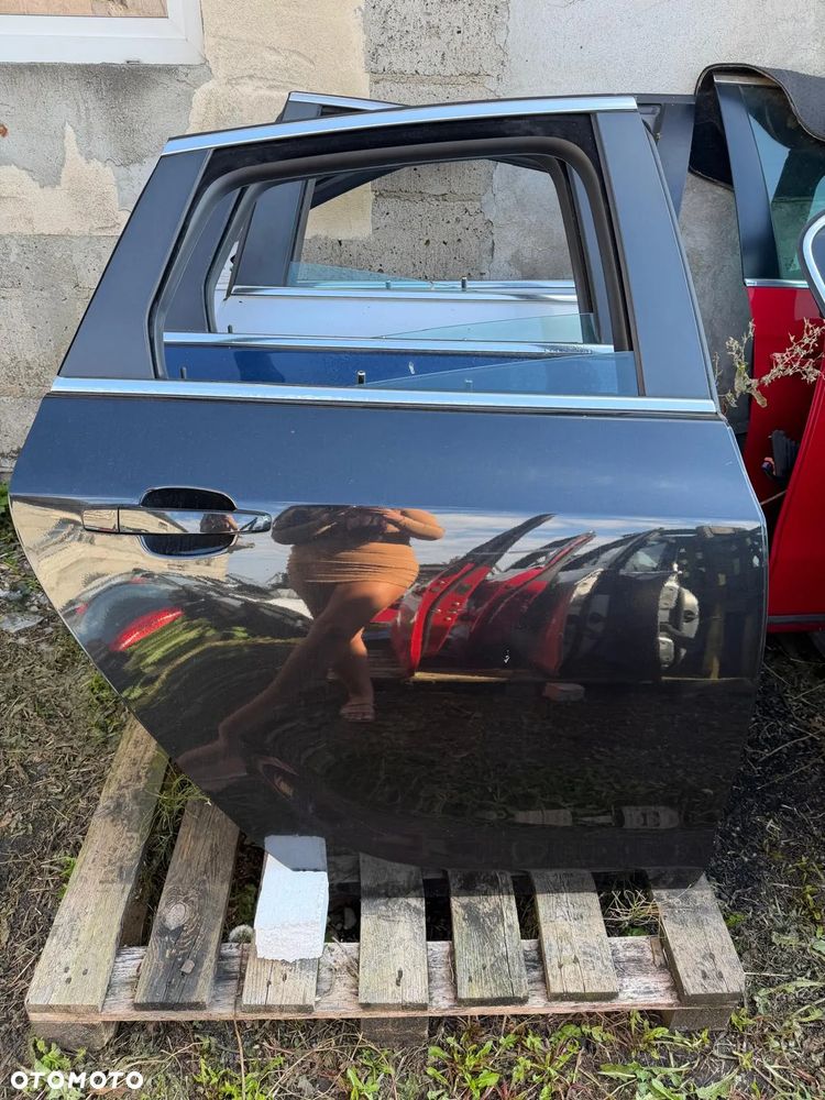 Drzwi prawe tylne prawy tył Opel Astra J IV Z22C oryginał hatchback 5 drzwi