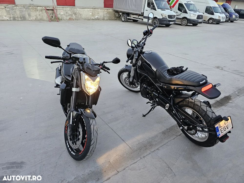 Yamaha FZ - 11