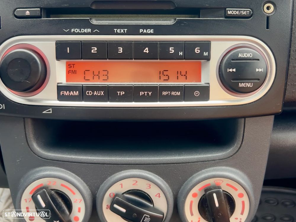 Mitsubishi Colt - 14