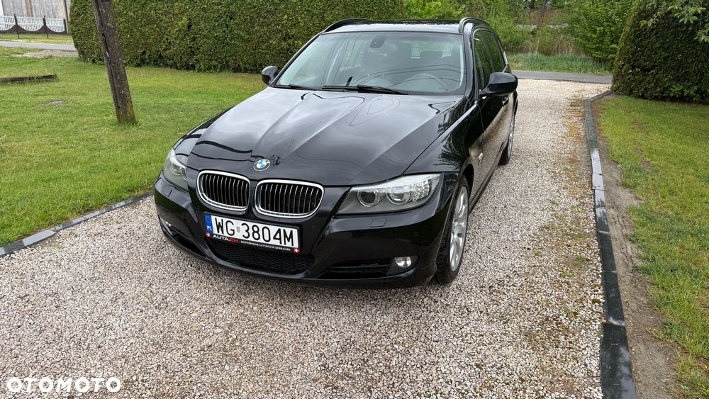 BMW Seria 3 325i xDrive Edition Exclusive - 5