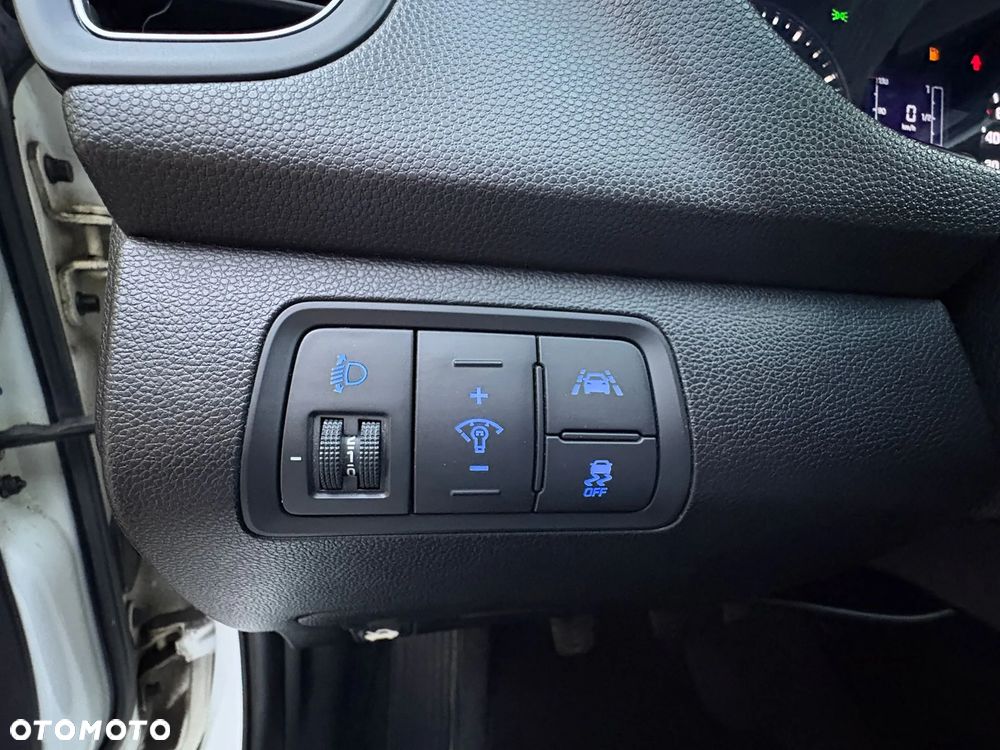 Hyundai i20 1.2 Intro Edition - 19