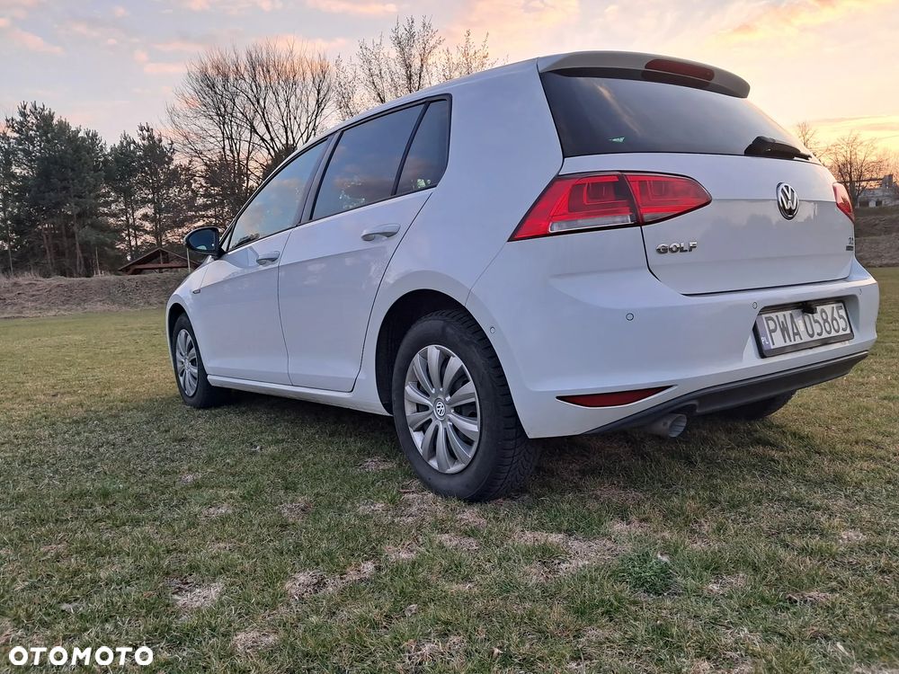 Volkswagen Golf 1.6 TDI BlueMot Trendline - 4