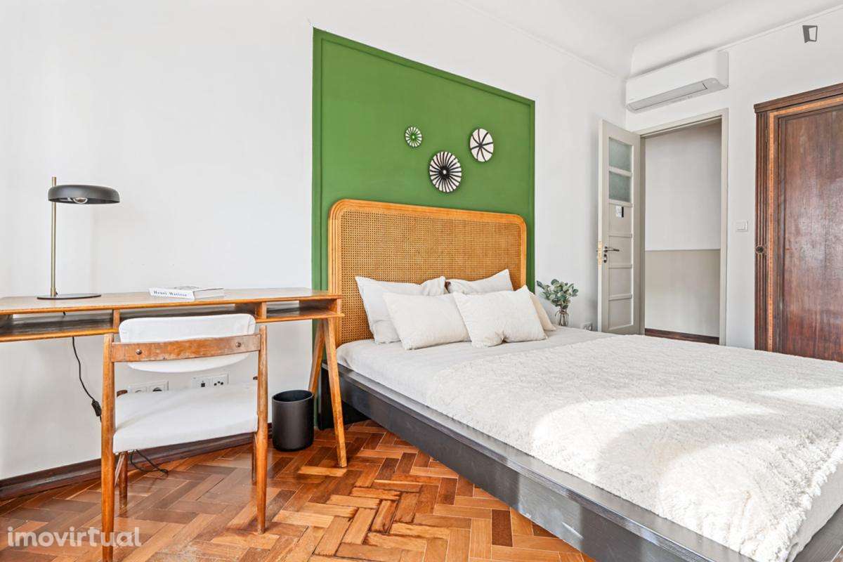 Quarto - localizado em Marquês de Pombal Lisbon - Grande imagem: 4/29