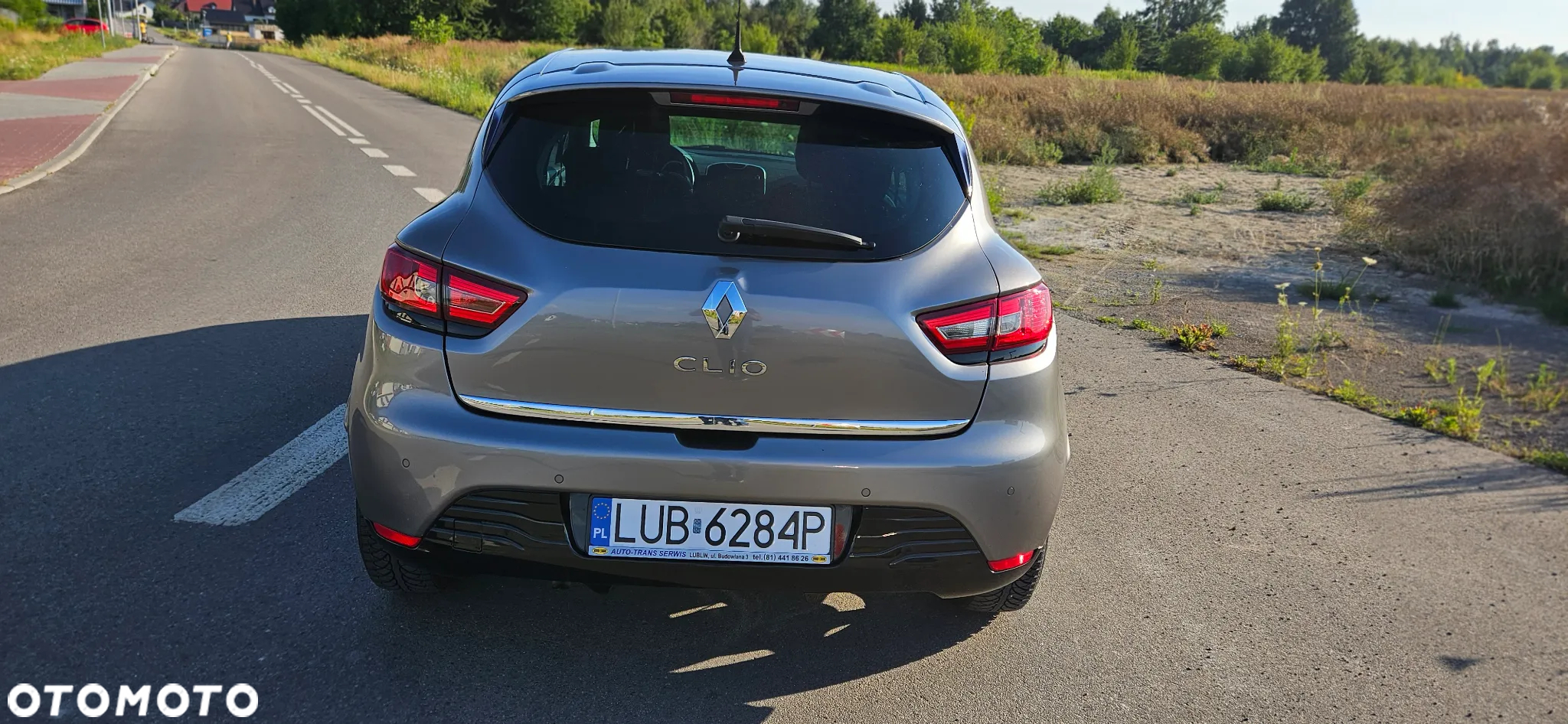 Renault Clio 1.2 16V 75 Limited - 6