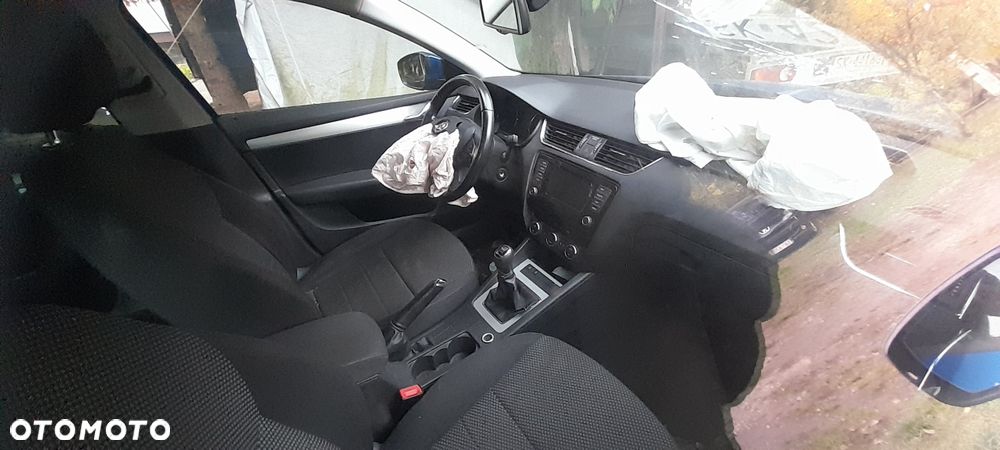Skoda Octavia 2014 photo 3