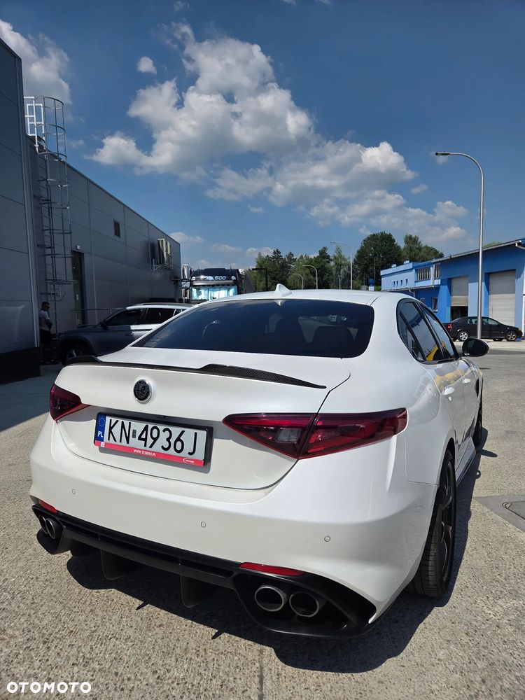 Alfa Romeo Giulia 2.9 Bi Turbo V6 Quadrifoglio - 4