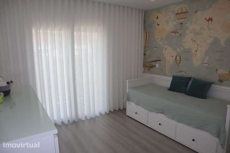 Apartamento T2 semi-novo em Pombal (Barrocal) - Grande imagem: 2/10