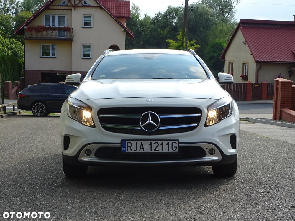 Mercedes-Benz GLA 180 (CDI) d - 10