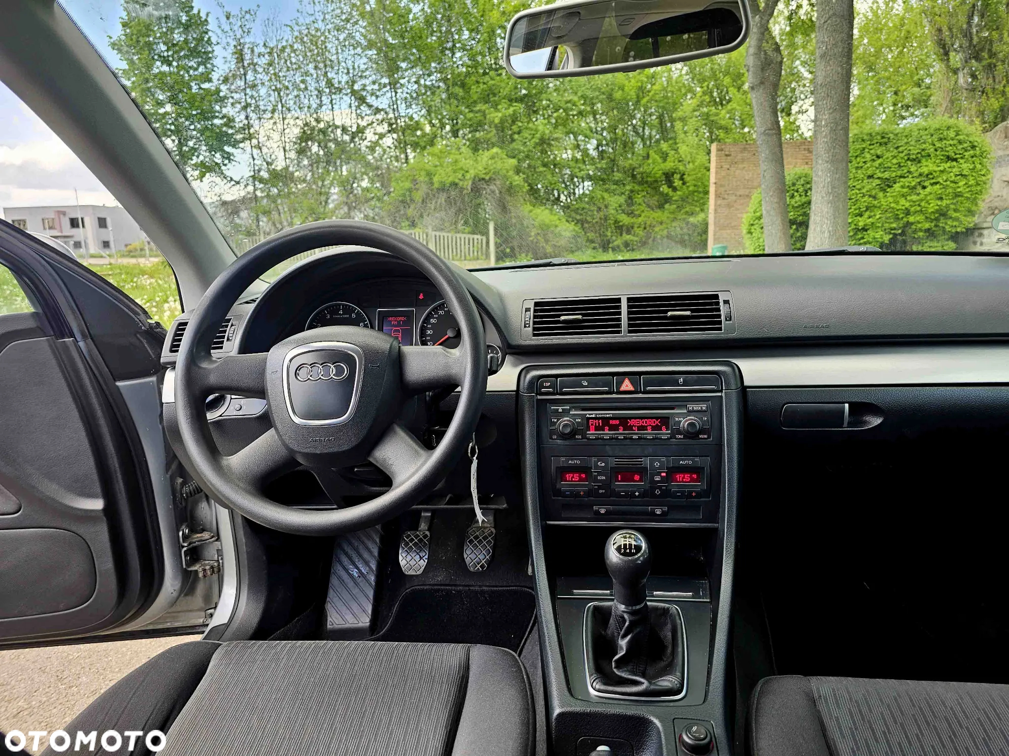 Audi A4 Avant 1.8T - 12