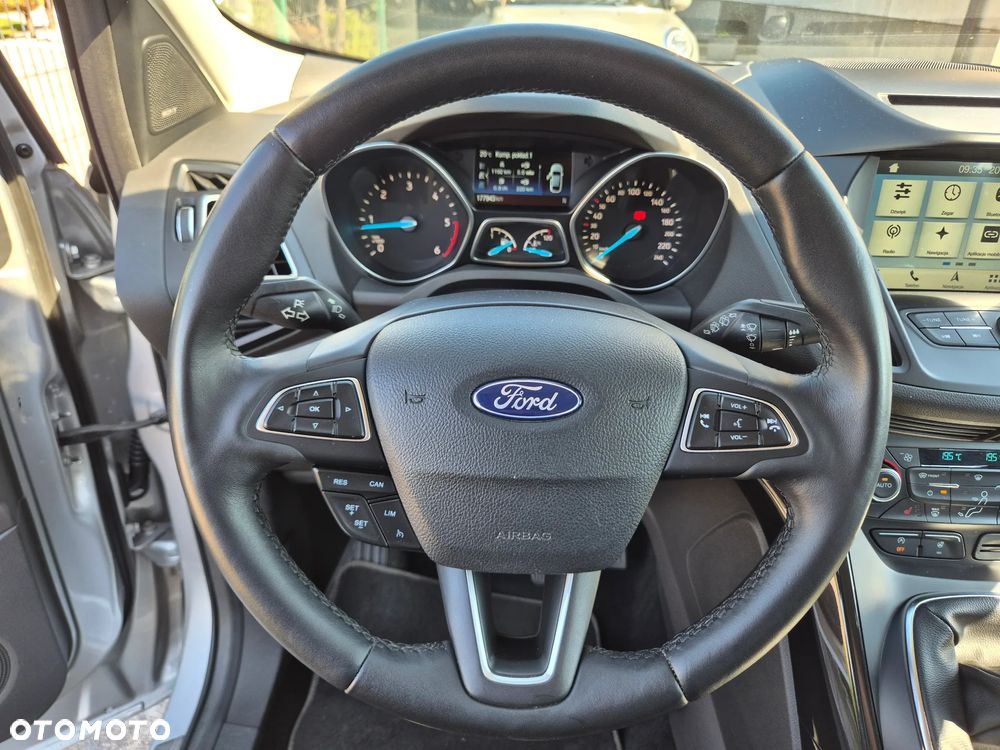 Ford Kuga 2.0 TDCi 4x2 Titanium - 10