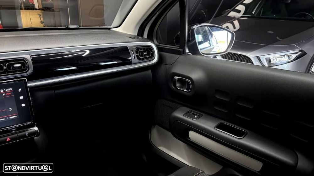 Citroën C3 1.2 PureTech Plus - 17