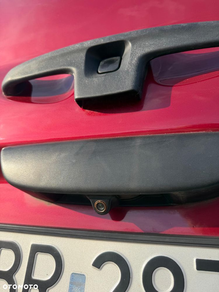 Opel Vivaro L2H1 2.9t - 18