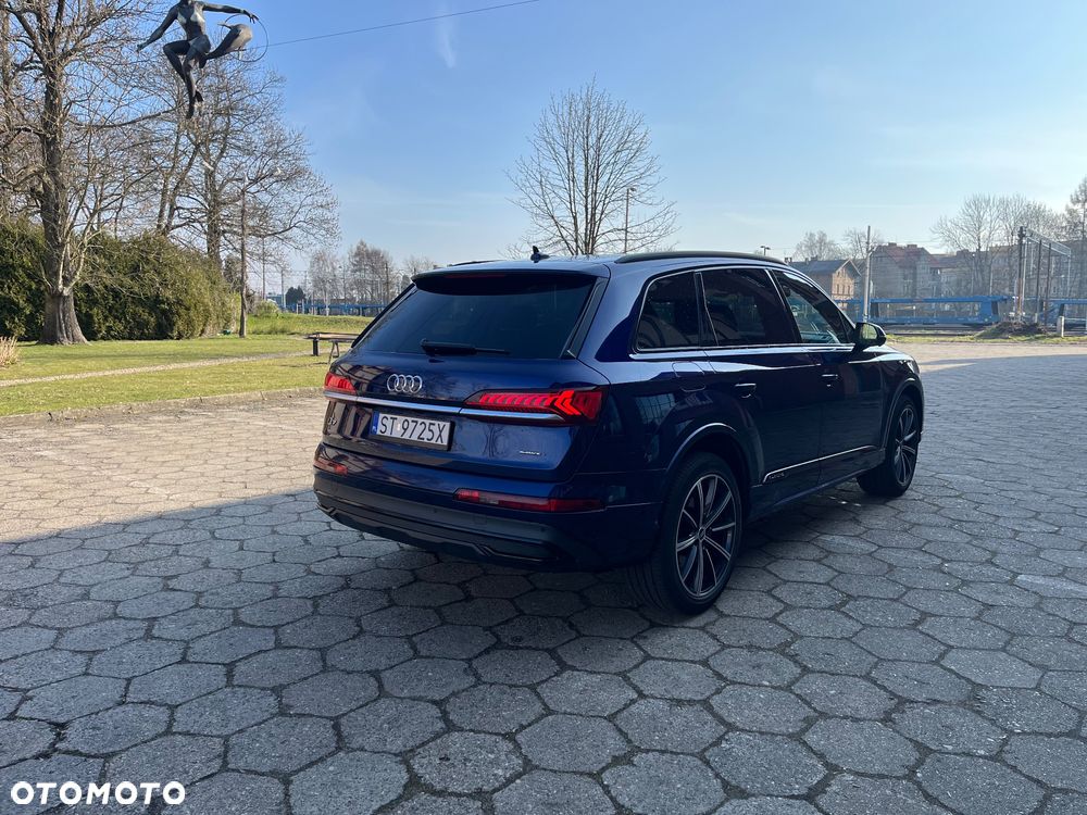 Audi Q7 55 TFSI quattro tiptronic - 4