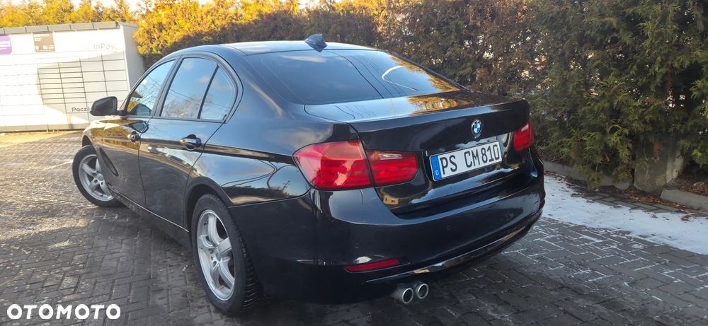 BMW Seria 3 325d Sport-Aut Luxury Line - 9