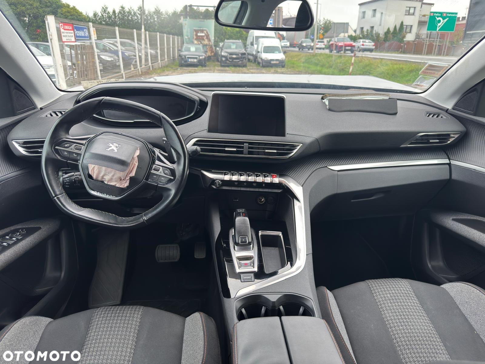 Peugeot 3008 BlueHDi 120 Stop & Start EAT6 Active Business-Paket - 9