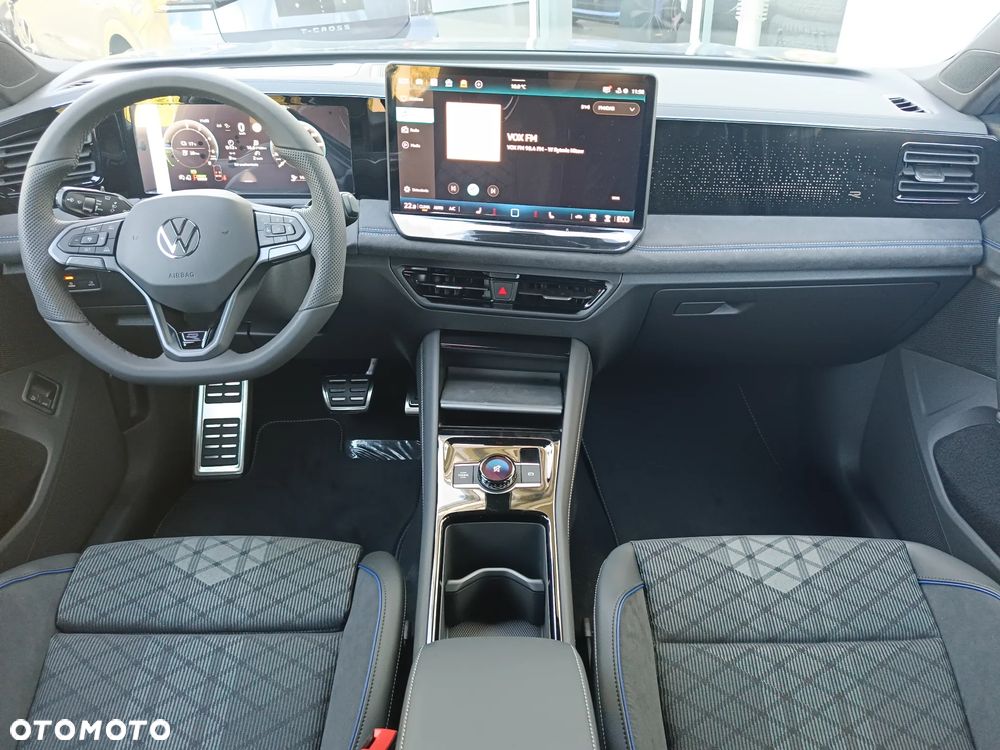Volkswagen Tiguan 1.5 eHybrid PHEV 150kW R-Line Plus DSG - 4