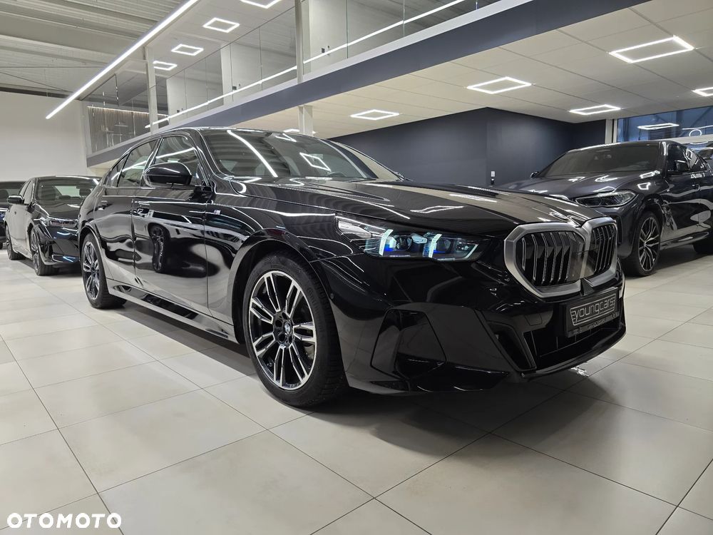 BMW Seria 5 520i mHEV M Sport - 5