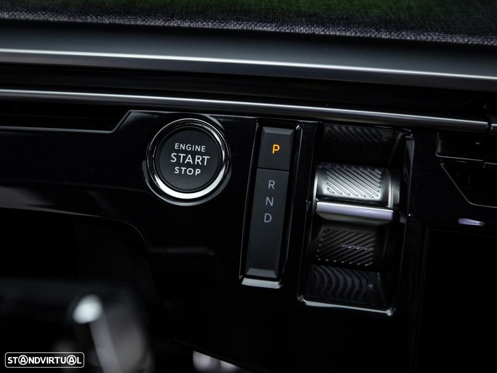 Peugeot E-3008 73 kWh GT - 20