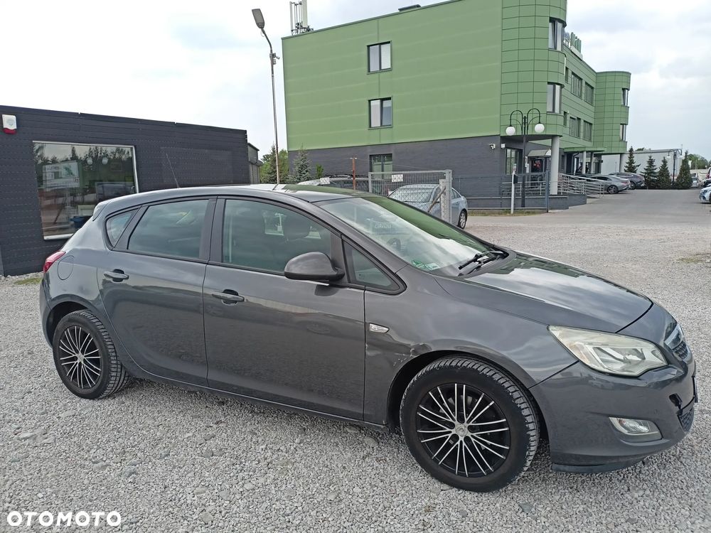 Opel Astra - 6