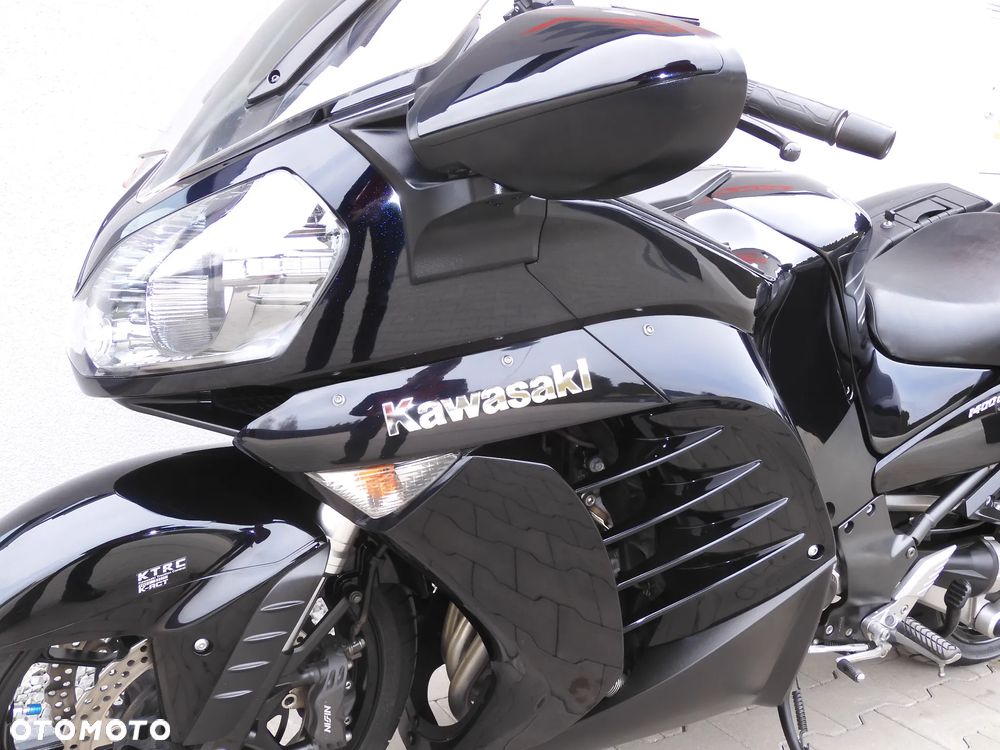 Kawasaki GTR - 25