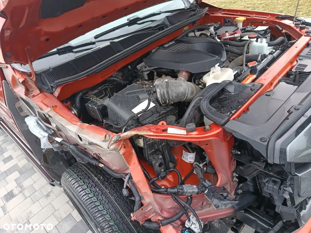 Isuzu D-Max 1.9 DC LSE - 8