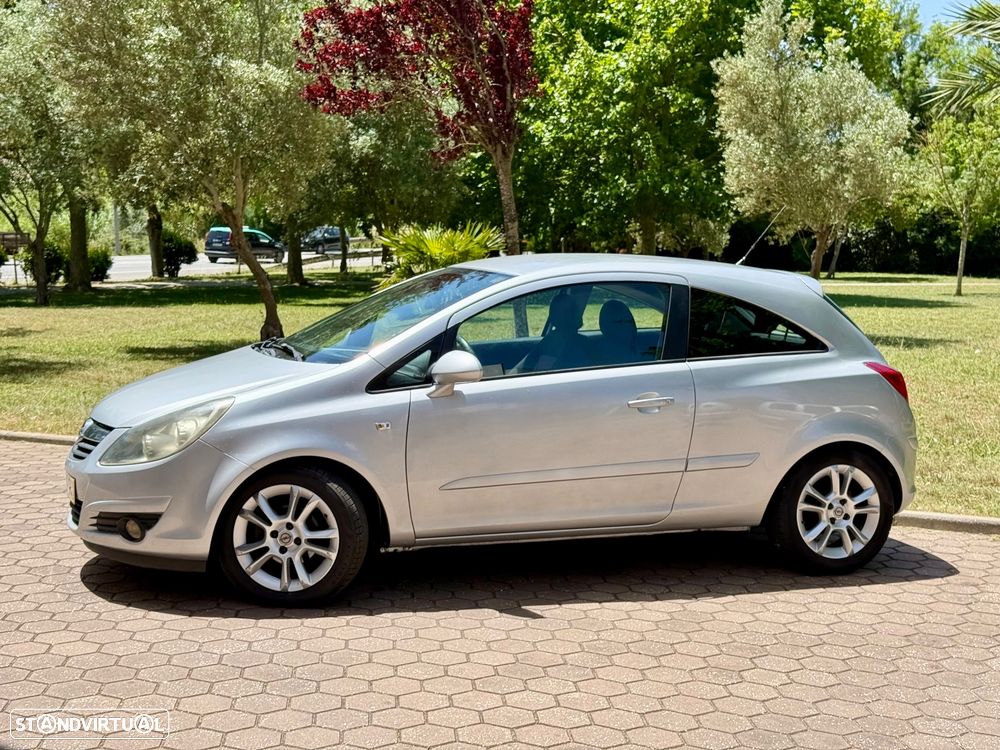 Opel Corsa 1.2 16V Enjoy - 2