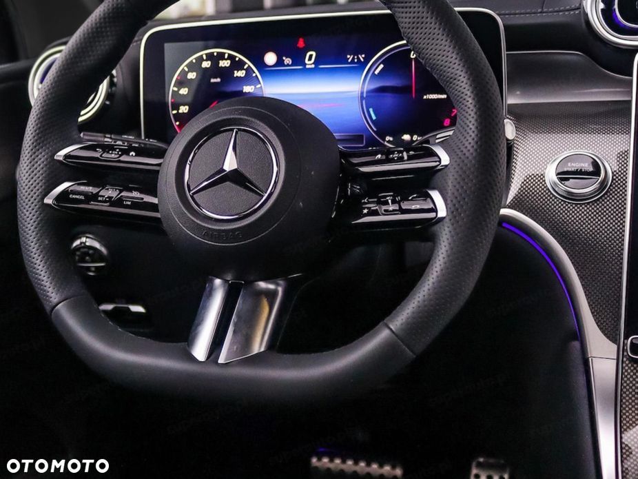 Mercedes-Benz GLC - 11