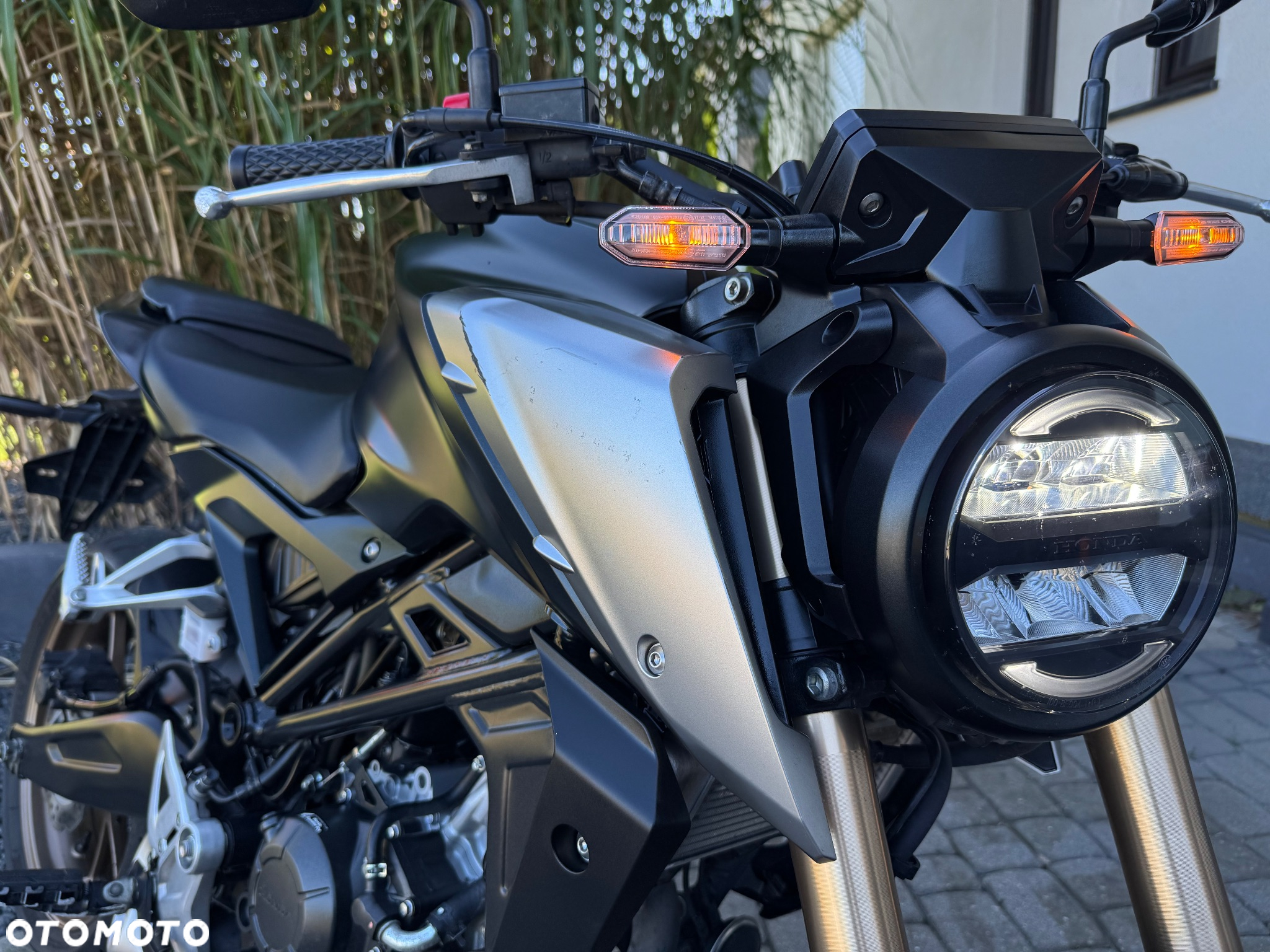 Honda CB - 11