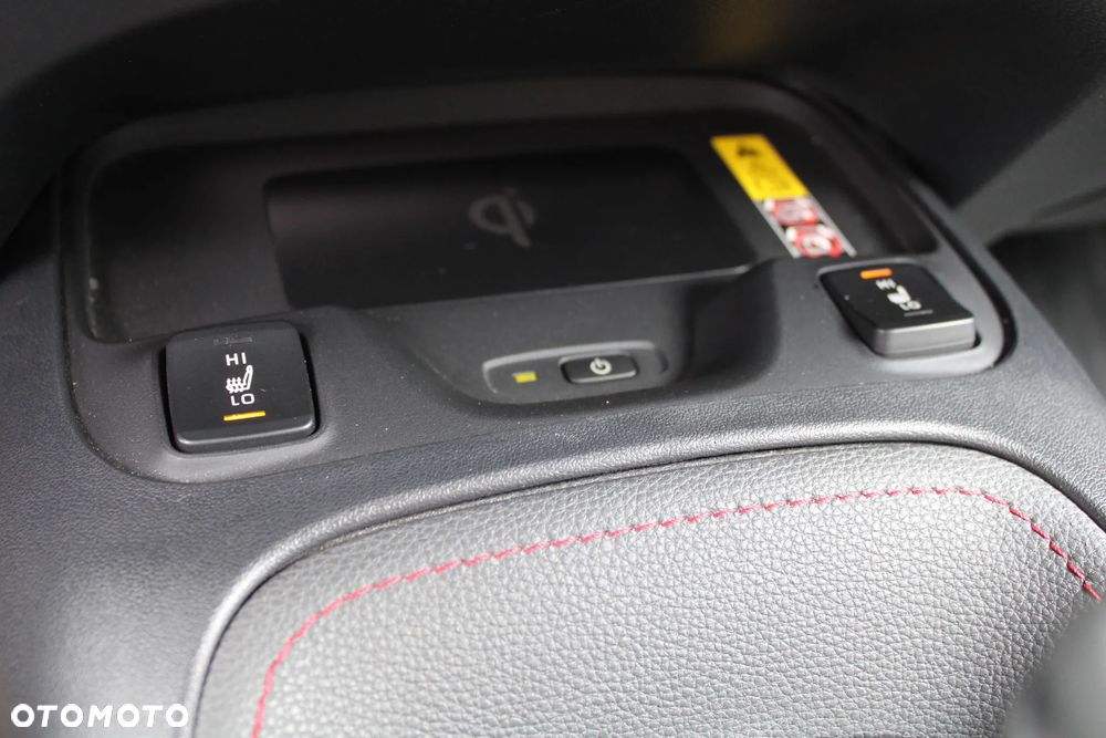Toyota Corolla 1.8 Hybrid GR Sport - 24