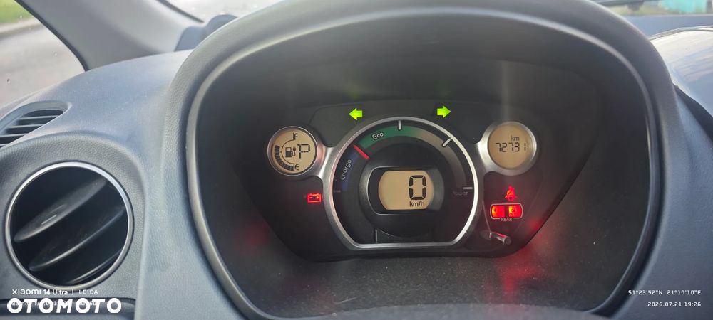 Peugeot iOn Active - 14
