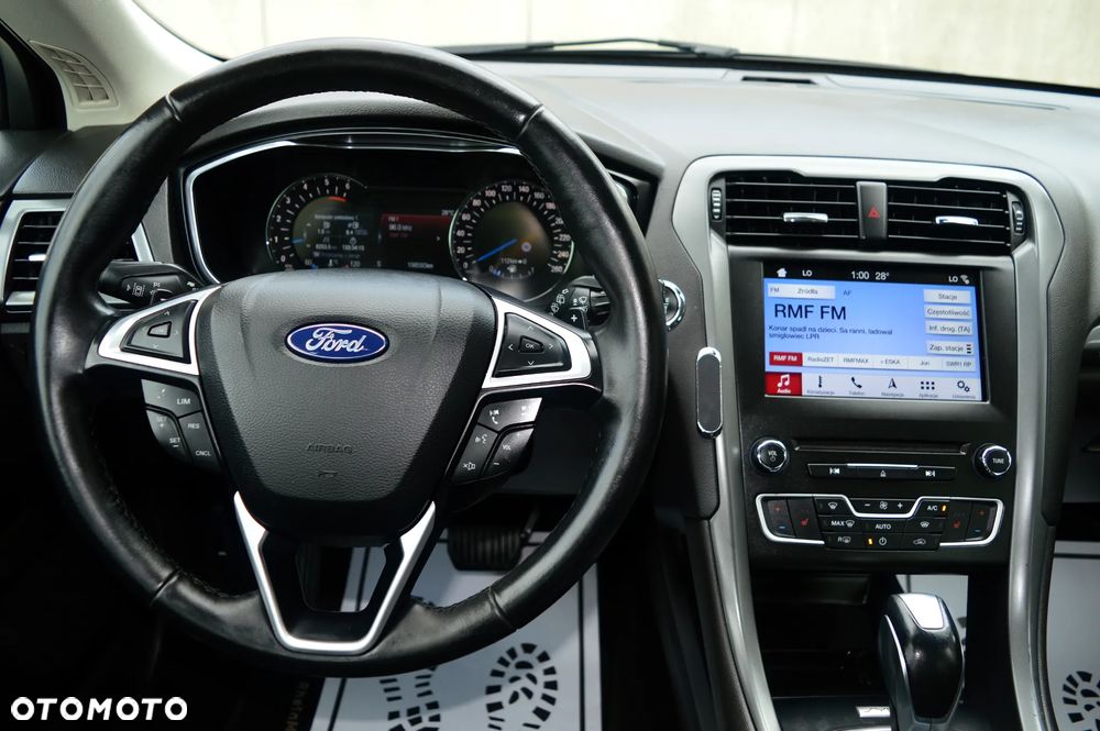 Ford Mondeo Turnier 2.0 TDCi Start-Stopp PowerShift-Aut Titanium - 17