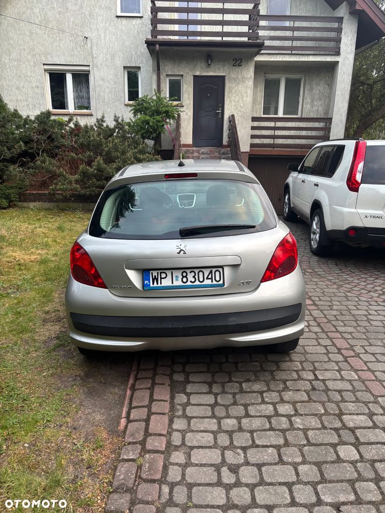 Peugeot 207 1.4 nICE - 4