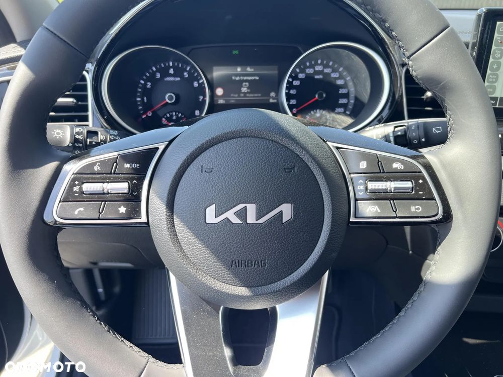 Kia Ceed 1.5 T-GDI Tribute - 20