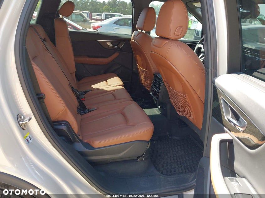 Audi Q7 - 12