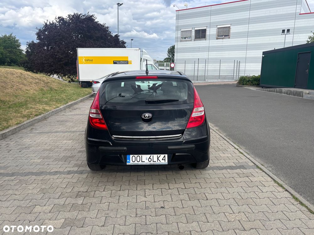 Hyundai i30 1.4 Blue Comfort - 4