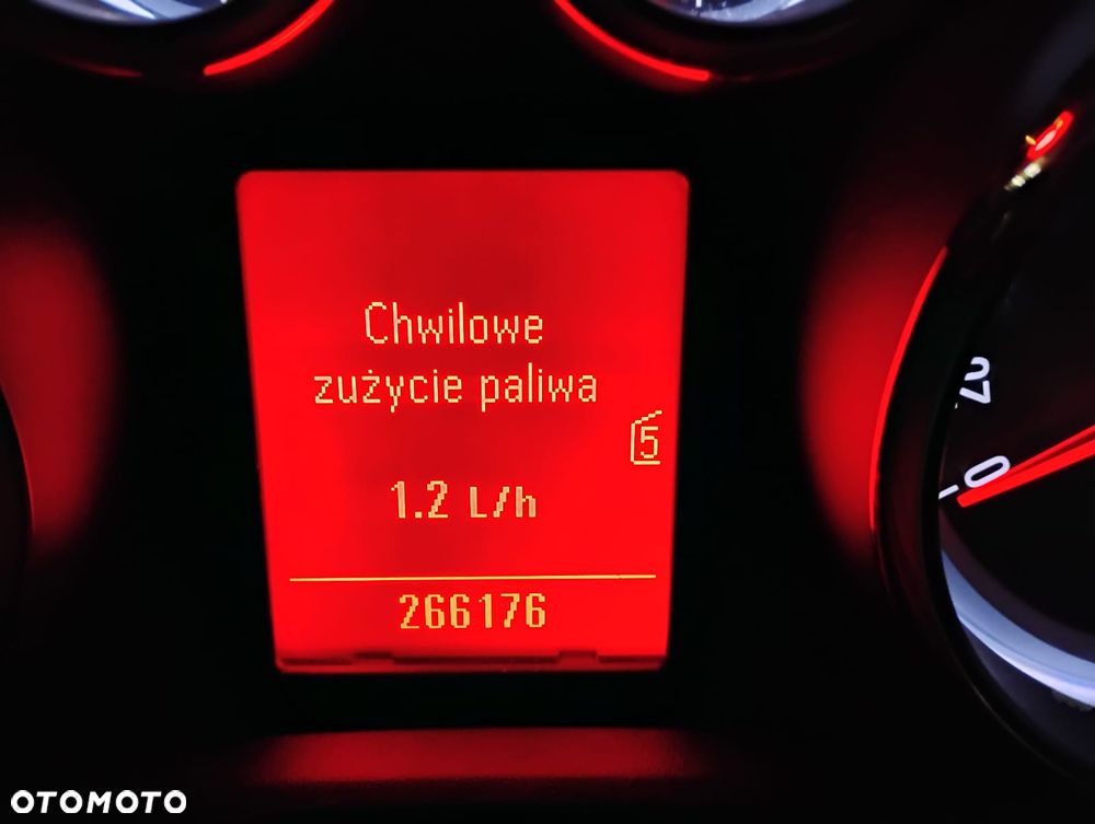 Opel Astra 2.0 CDTI Cosmo - 12