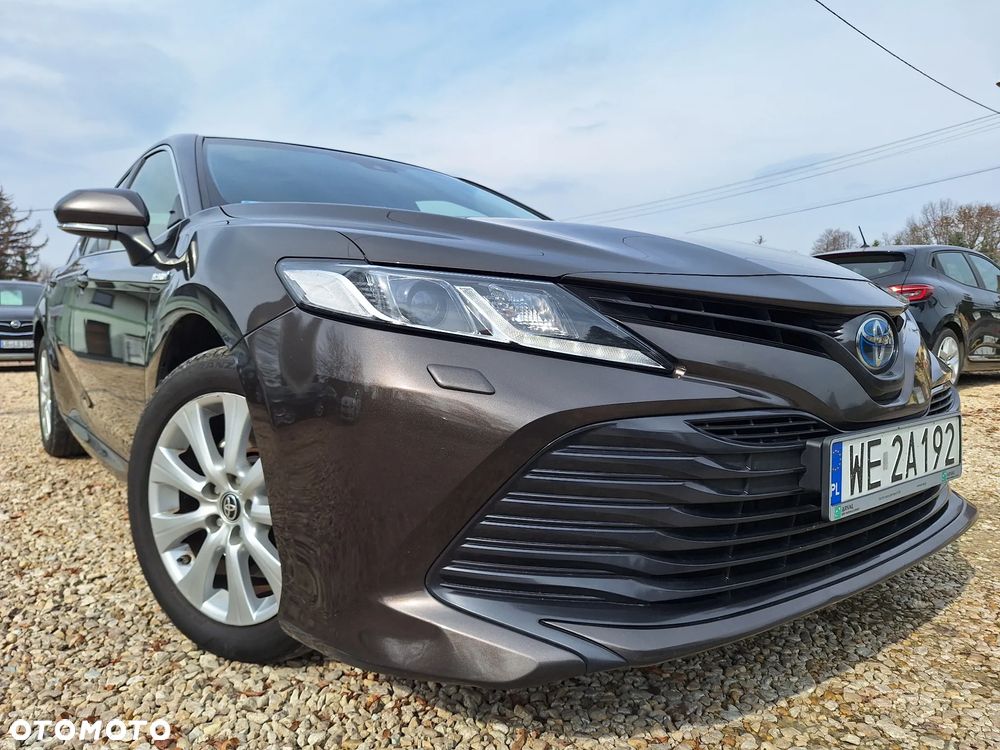 Toyota Camry 2.5 Hybrid Comfort CVT - 3