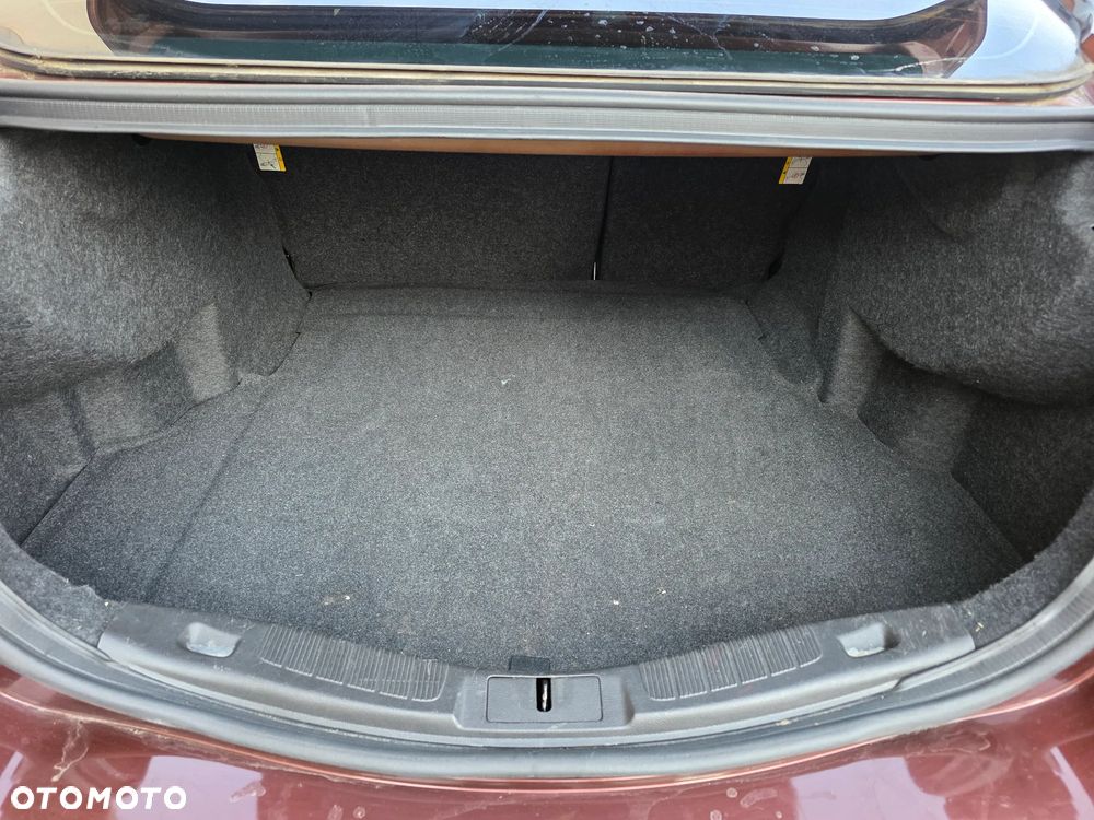 Ford Fusion - 12
