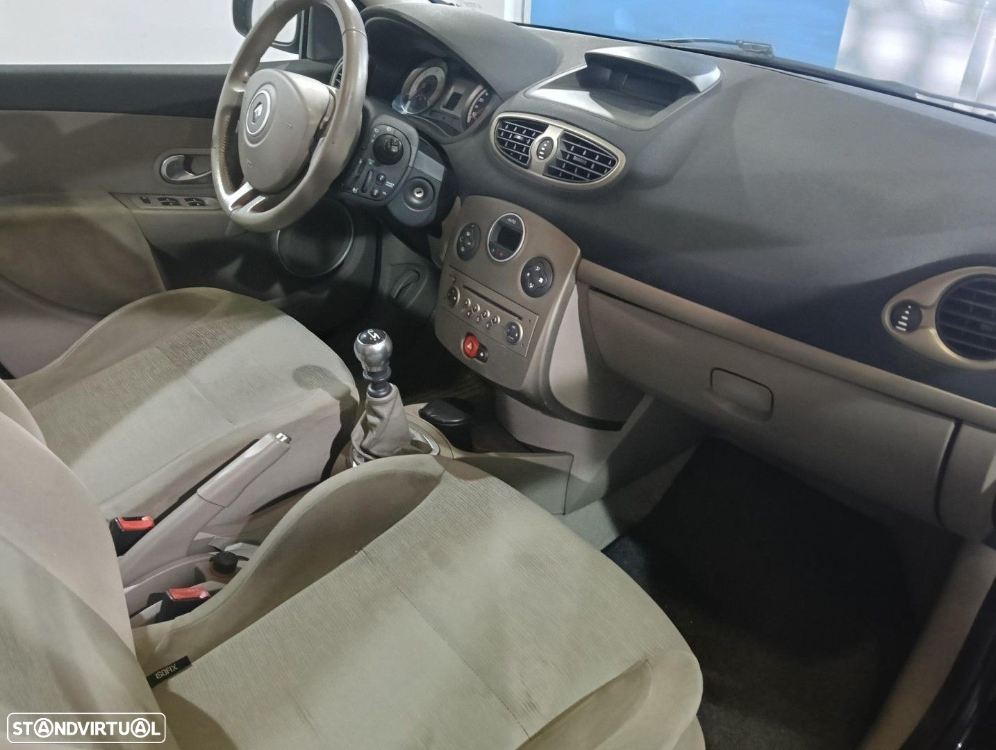 Renault Clio 1.5 dCi Privilège Luxe - 10