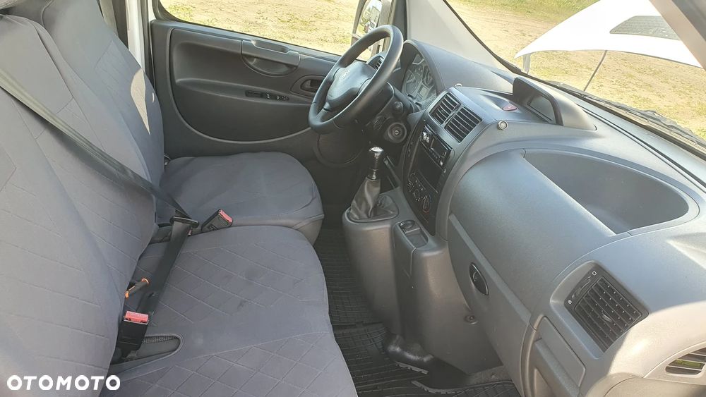 Dacia Duster 1.6 16V 4x2 - 10