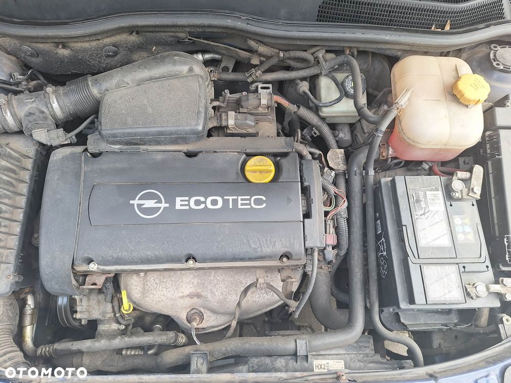 Opel Astra 1.6 Enjoy - 9